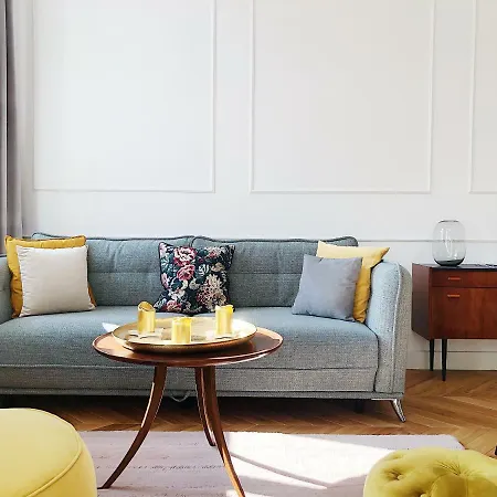 Tcf - With Free Garage